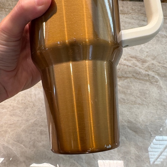 Stanley Copper Tumbler with Handle - Picture 2 of 5